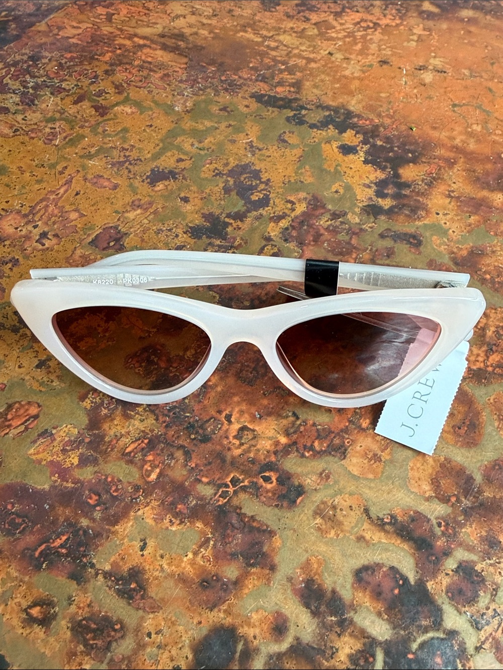 J. Crew White Rose Bungalow Cat Eye Women's Light Tint UVA Protective Sunglasses - Picture 2 of 13
